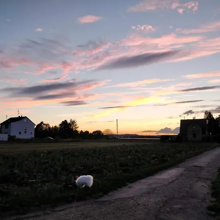 Haus Im Gruenen 펜션 *