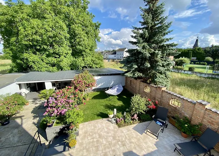 Vakantiehuis Haus Im Gruenen Bornheim (Rheinland)